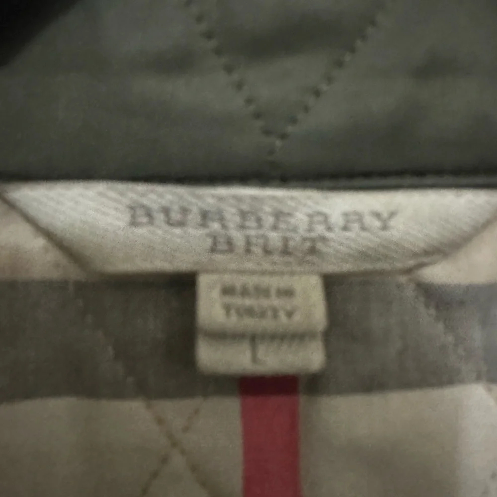 Burberry Quilted Nylon Jacket - Green - Large - Picture 3 of 4